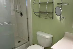 1000 Parkview Dr, Hallandale Beach, FL 33009 - Photo 7