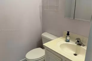 1000 Parkview Dr, Hallandale Beach, FL 33009 - Photo 5