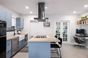 1009 NW 11th Ct, Miami, FL 33136 - Photo 19