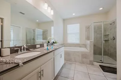 525 Ocean Course Ave #525, Other City - In The State Of Florida, FL 33896 - Photo 13