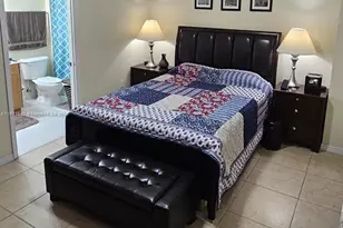 8440 SW 8th St, Miami, FL 33144 - Photo 15