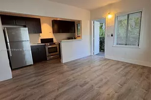 570 NE 69th St, Miami, FL 33138 - Photo 5