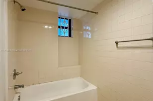 555 NE 30th St, Miami, FL 33137 - Photo 43