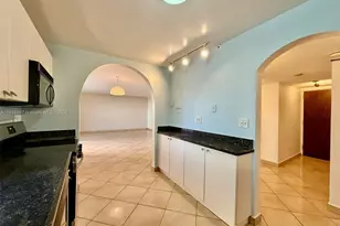 555 NE 30th St, Miami, FL 33137 - Photo 11