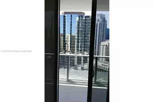 1300 Brickell Bay Dr, Miami, FL 33131 - Photo 19