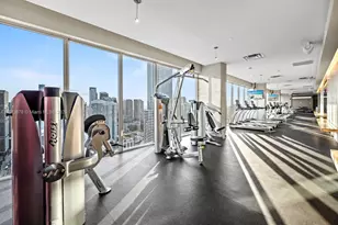 151 SE 1st St, Miami, FL 33131 - Photo 17