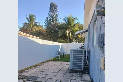 5110 NW 178th Ter, Miami Gardens, FL 33055 - Photo 17