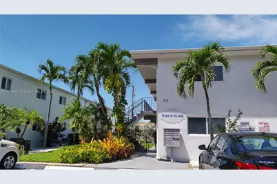 715 NE 2nd Ave #203, Fort Lauderdale, FL 33304 - Photo 1