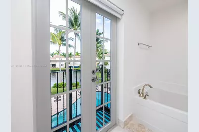 20729 NE 32nd Ave, Aventura, FL 33180 - Photo 45