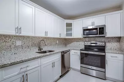 8305 SW 72nd Ave #105A, Miami, FL 33143 - Photo 5