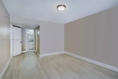 8305 SW 72nd Ave #105A, Miami, FL 33143 - Photo 9