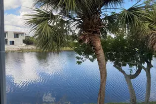 16639 Hemingway Dr, Weston, FL 33326 - Photo 1