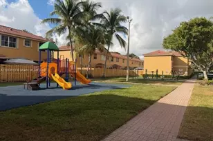 8422 NW 140th Terrace, Miami Lakes, FL 33016 - Photo 23