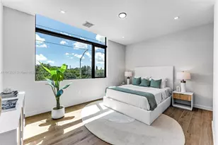 529 NE 61st St, Miami, FL 33137 - Photo 3