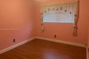 2070 NW 82nd Ave, Pembroke Pines, FL 33024 - Photo 19