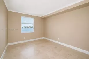 17100 N Bay Rd, Sunny Isles Beach, FL 33160 - Photo 7