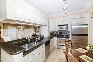 17100 N Bay Rd, Sunny Isles Beach, FL 33160 - Photo 11