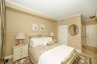 17100 N Bay Rd #1107, Sunny Isles Beach, FL 33160 - Photo 31
