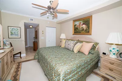 17100 N Bay Rd #1107, Sunny Isles Beach, FL 33160 - Photo 23