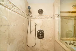 17100 N Bay Rd, Sunny Isles Beach, FL 33160 - Photo 35