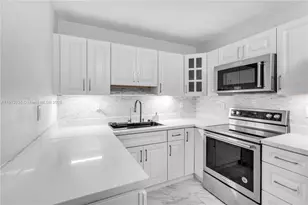 600 Three Islands Boulevard, Hallandale Beach, FL 33009 - Photo 9