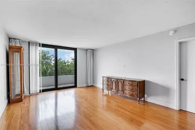 600 Three Islands Blvd #310, Hallandale Beach, FL 33009 - Photo 15