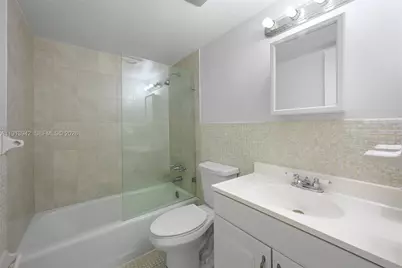 415 NE 2nd St #215, Hallandale Beach, FL 33009 - Photo 13