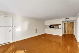 7601 E Treasure Dr, North Bay Village, FL 33141 - Photo 19