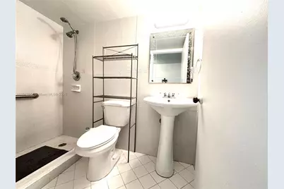 1665 Bay Rd #316, Miami Beach, FL 33139 - Photo 11