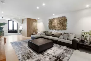 3554 W Glencoe St, Miami, FL 33133 - Photo 9