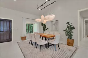 520 Bay Point Rd, Miami, FL 33137 - Photo 11
