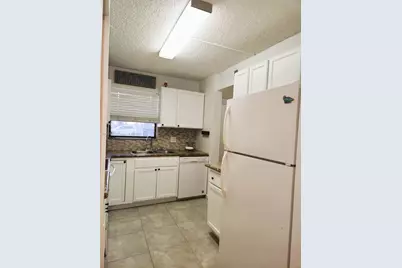 11453 NW 39th Ct #111-2, Coral Springs, FL 33065 - Photo 9