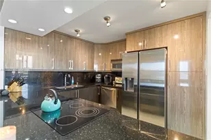 3800 S Ocean Dr, Hollywood, FL 33019 - Photo 21