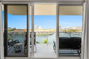 3800 S Ocean Dr, Hollywood, FL 33019 - Photo 27
