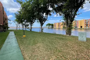 4719 NW 7th St, Miami, FL 33126 - Photo 1