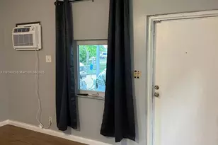9101 SW 88th St, Miami, FL 33176 - Photo 5