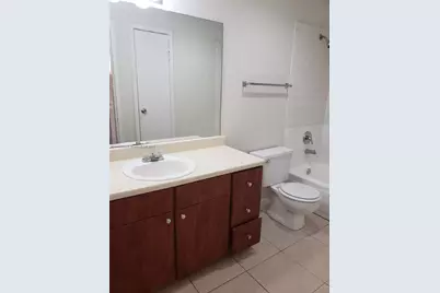 949 Riverside Dr #427, Coral Springs, FL 33071 - Photo 9