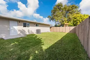 7875 SW 12th St, Miami, FL 33144 - Photo 7