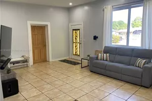 540 NW 111th St, Miami, FL 33168 - Photo 5