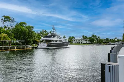 137 Golden Isles Dr #408, Hallandale Beach, FL 33009 - Photo 7