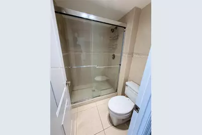 3701 N Country Club Dr #1901, Aventura, FL 33180 - Photo 17