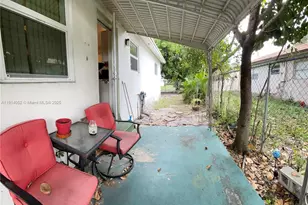 2312 Van Buren St, Hollywood, FL 33020 - Photo 9