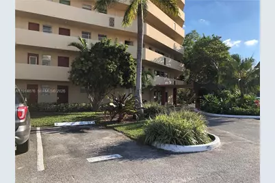1750 NE 191st St #403-1, Miami, FL 33179 - Photo 31