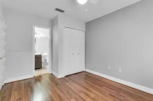10930 SW 75th St, Miami, FL 33173 - Photo 19