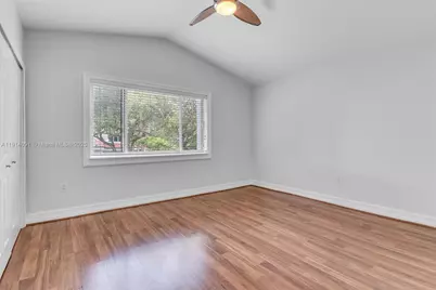 10930 SW 75th St, Miami, FL 33173 - Photo 25