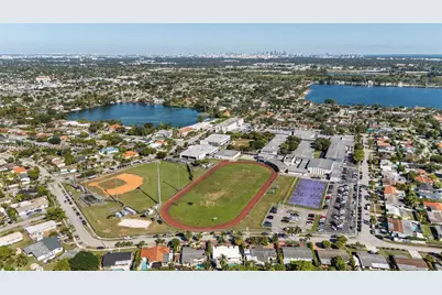 5110 SW 92nd Ave, Miami, FL 33165 - Photo 13