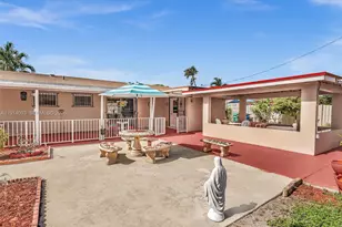 17231 NW 53rd Pl, Miami Gardens, FL 33055 - Photo 5