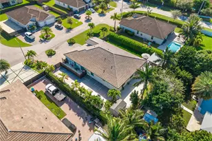 19950 SW 132nd Ct, Miami, FL 33177 - Photo 33