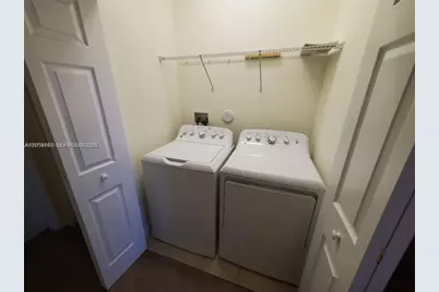 110 SE 33rd Ter, Homestead, FL 33033 - Photo 11