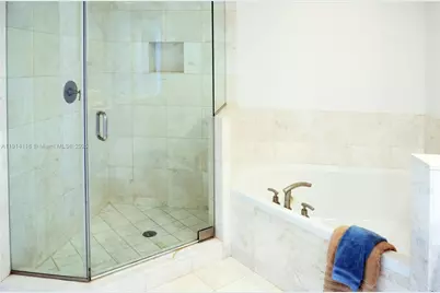 901 Brickell Key Blvd #705, Miami, FL 33131 - Photo 13